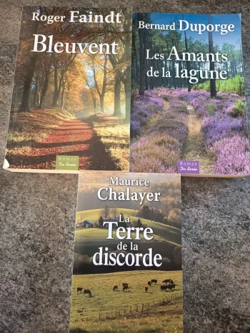 Lot de 3 livres édition roman de Borée