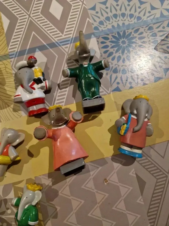 Lot 10 figurines babar - photo numéro 4