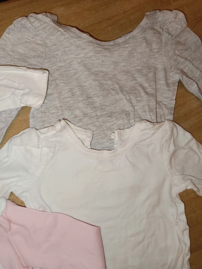 Lot Tee shirts - photo numéro 4