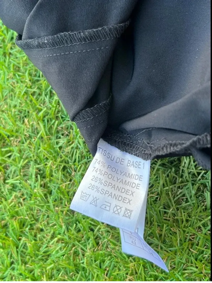 Robe Fred neuve - taille 36 - photo numéro 4