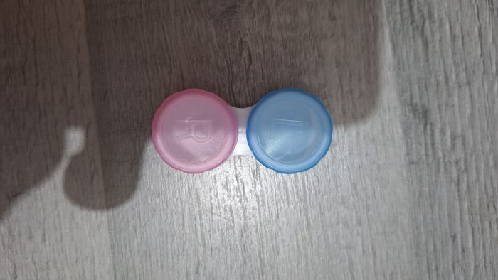 2 paires de lentilles de contact brune neuve - photo numéro 6
