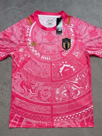 Maillot concept foot Italie rose édition Baroque taille M