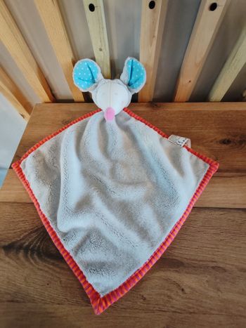 Souris grise grelot nanjing