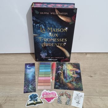 La maison aux promesses ardentes + Goodies