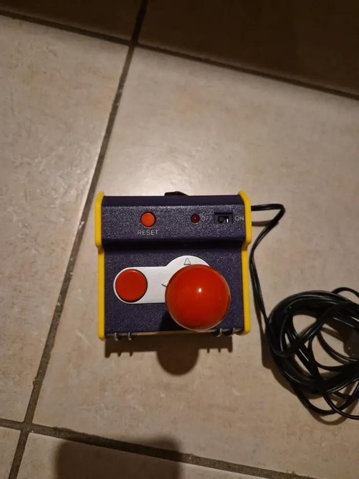 Console retro 2003 Pacman - photo numéro 3