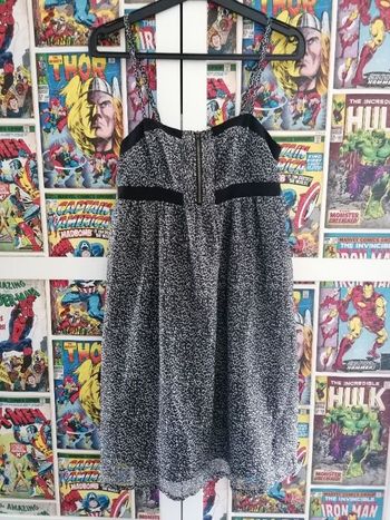 Robe légère à motif taille 36