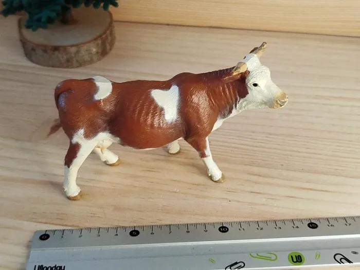 PAPO vache marron et blanche Figurine animal de la ferme - photo numéro 5