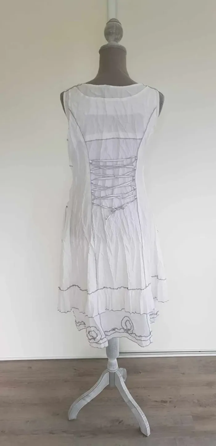 Robe effet froissé - photo numéro 4