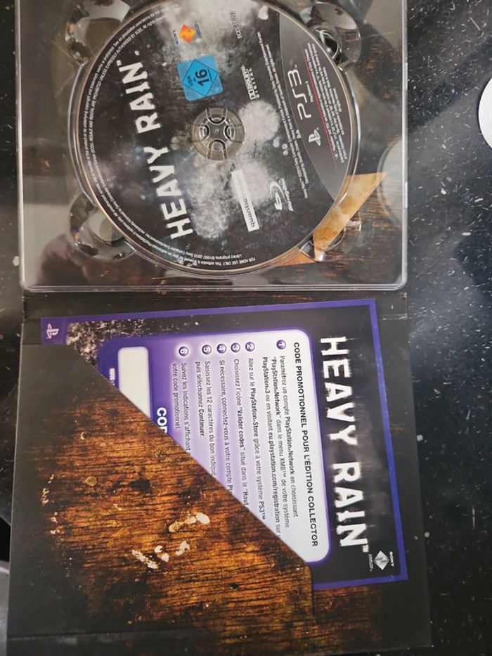 heavy rain ps3 carton - photo numéro 3