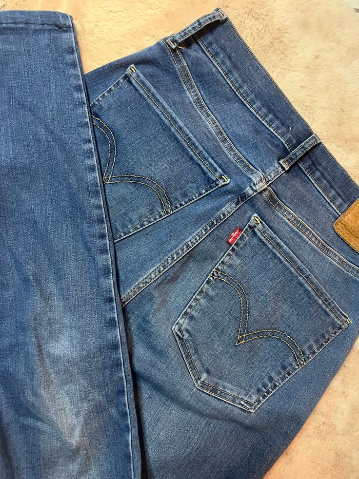 Jean levi’s tout neuf skinny - photo numéro 3