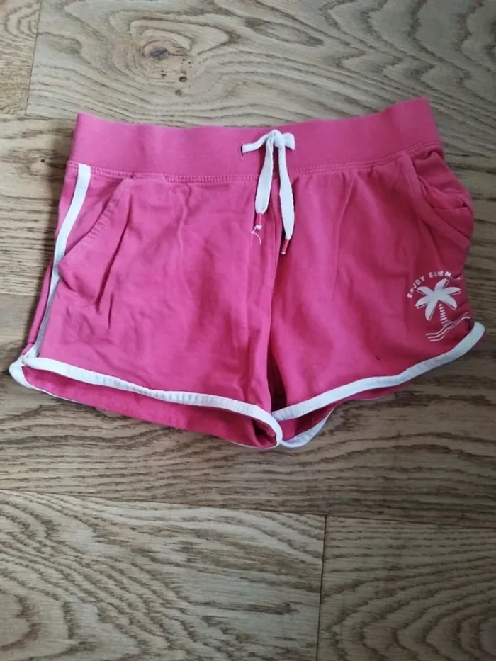 Short Okaïdi