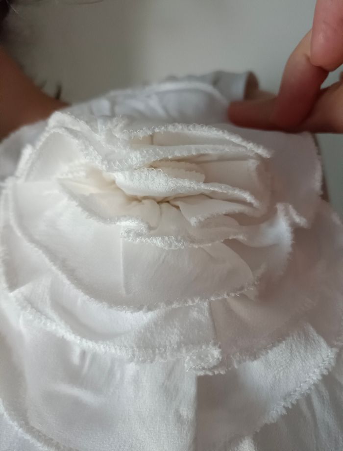 Robe casual Zara blanche asymétrique en M - photo numéro 2