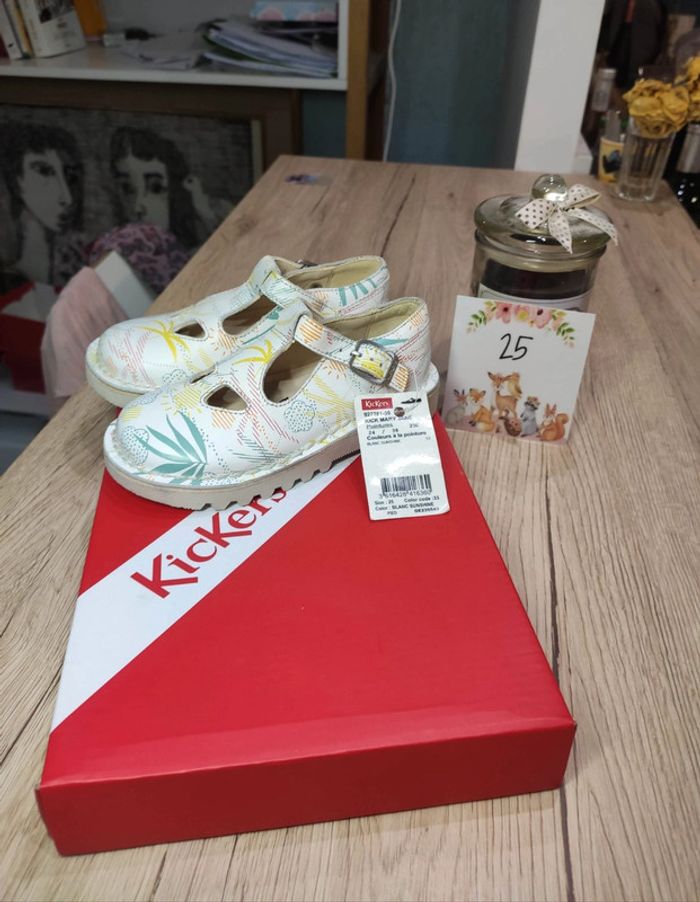 Chaussures sandales cuir kickers neuves 25 Mary Jane - photo numéro 3