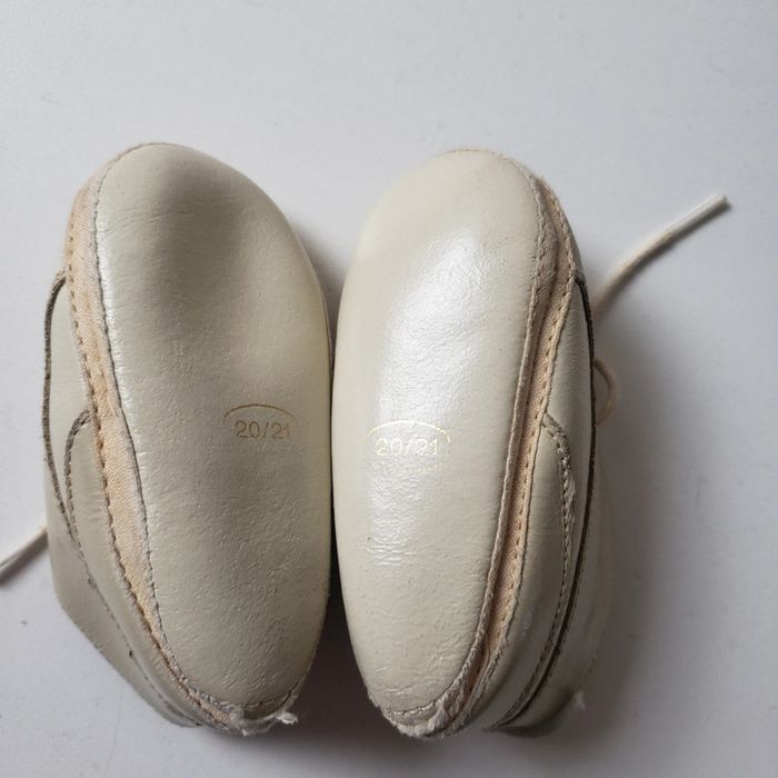 Chaussures taille 20/21 - photo numéro 2