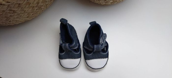 Chaussures bébé 0-6 mois
