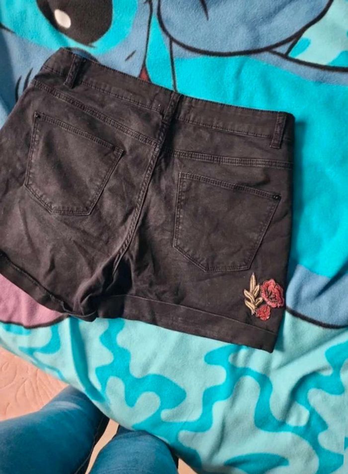 Short femme - photo numéro 4