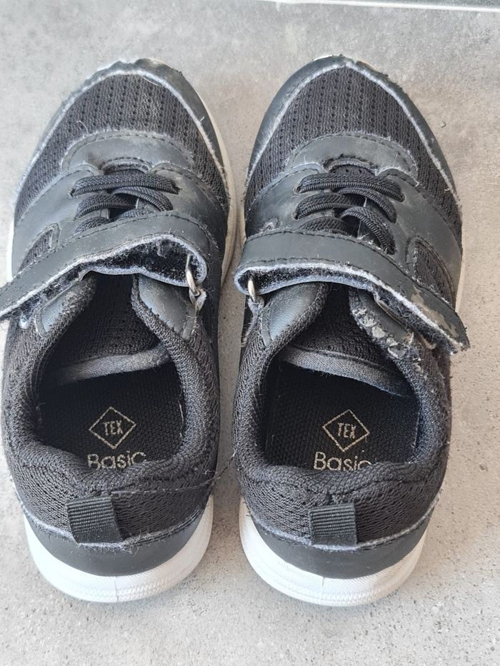 Basket noire tex taille 26 - photo numéro 2