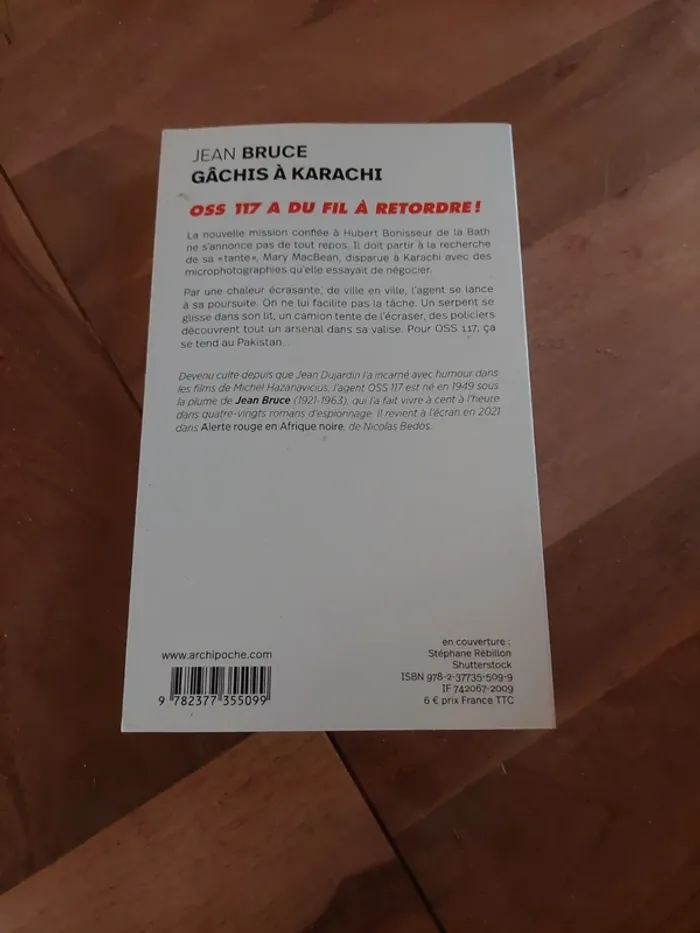 OSS 117 Gâchis à Karachi, de Jean Bruce - photo numéro 2