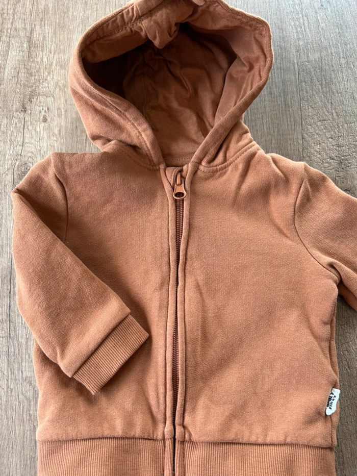Gilet veste marron à capuche 9 mois - photo numéro 2