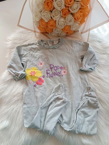 Pyjama fin bébé fille à donner