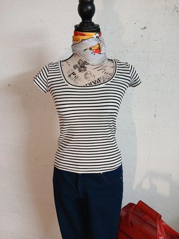 T shirt raye noir et blanc tbe S