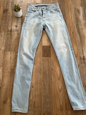 - Jeans (A) - Taille 34  - Bon état