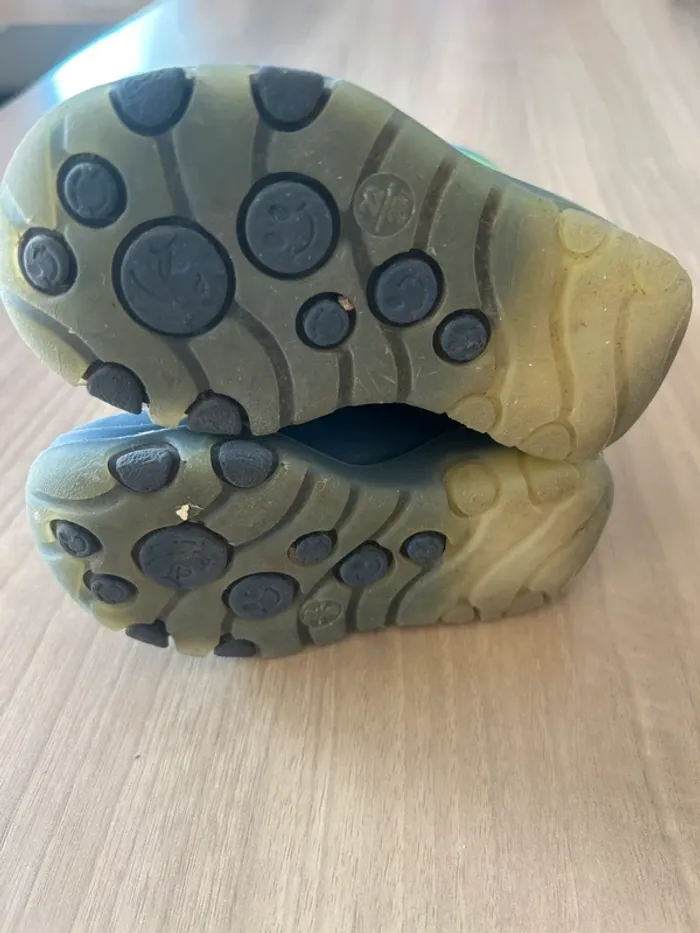 Bottes de pluie pointure 22-23 - photo numéro 5