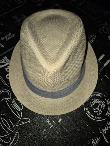 Chapeau 53/54