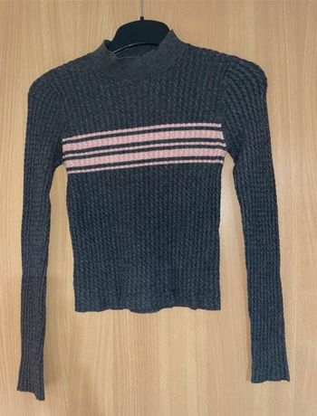 Blouse gris foncé à lignes rose clair Bershka - Taille S - Très bon état