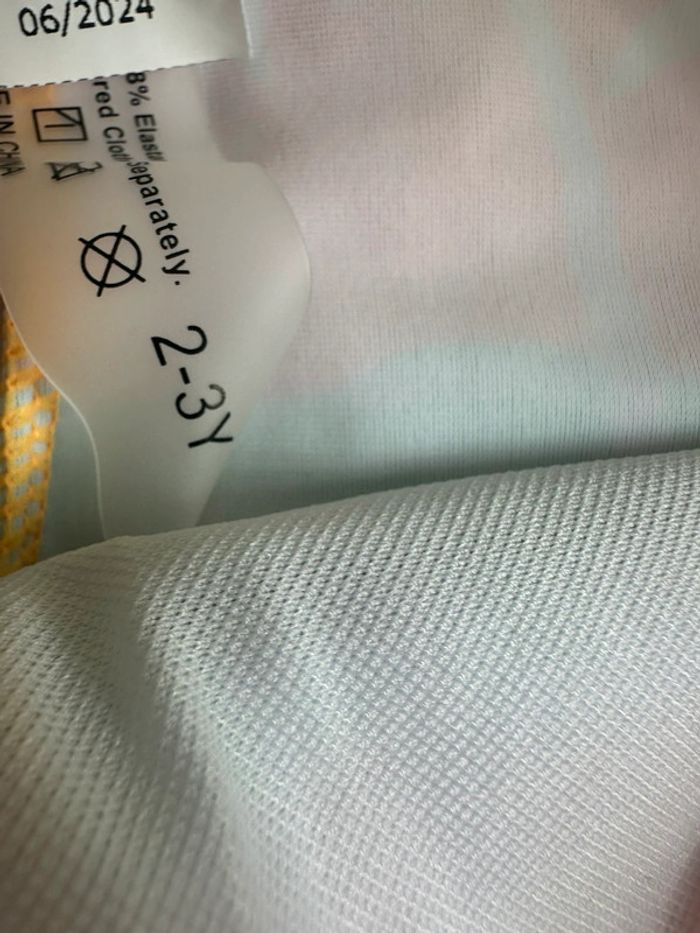 Short de bain Shein taille 2-3 ans - photo numéro 4