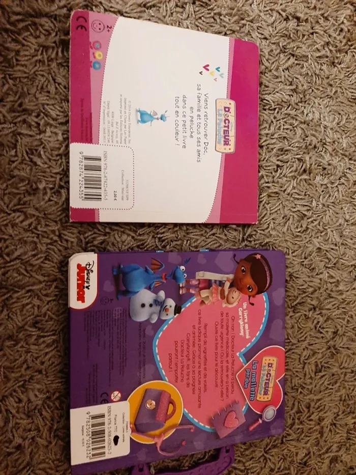 2 livres dr Peluche Disney Juniors - photo numéro 2