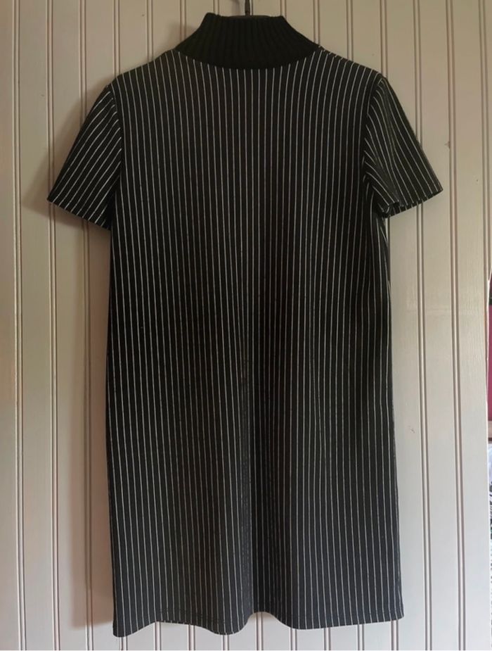 robe  noire - photo numéro 4