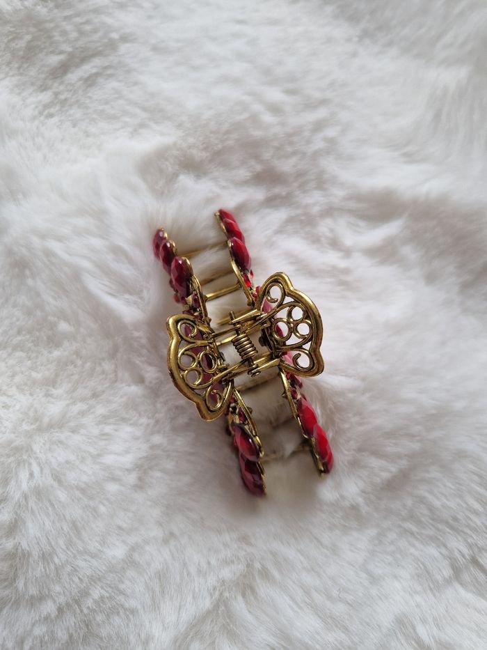 Barrette bijou vintage dorée à pierres rouges - photo numéro 3