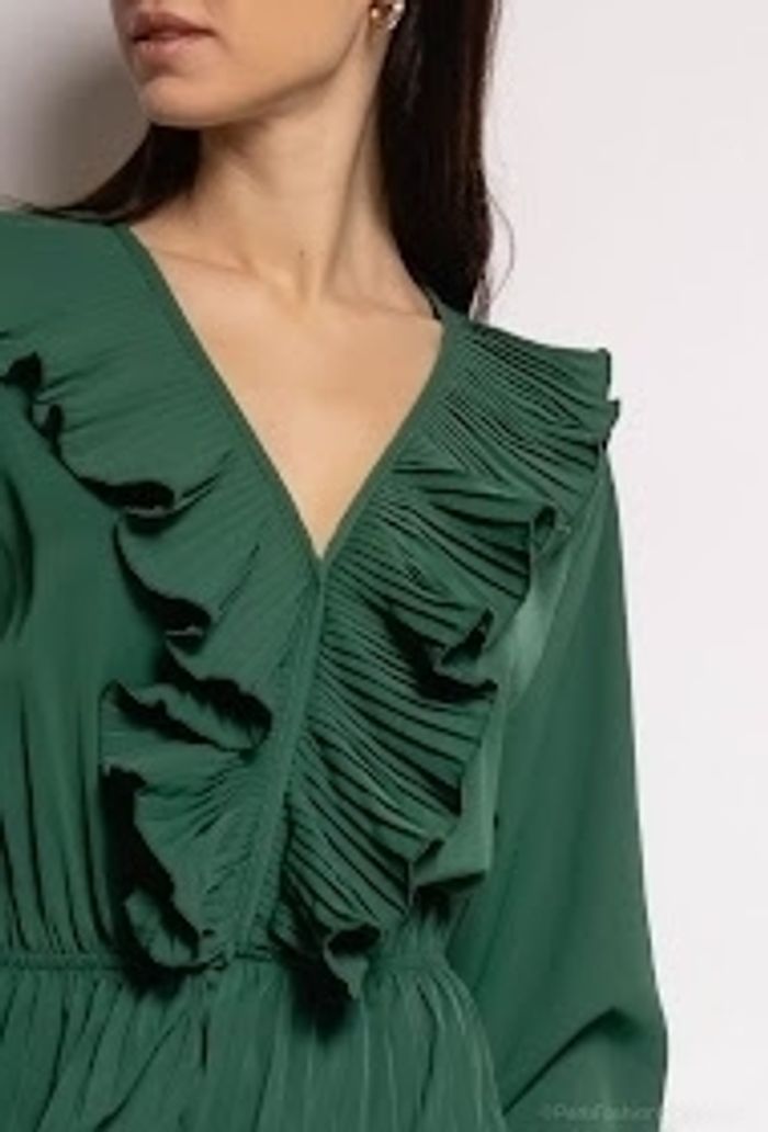 Robe longue d'été ou cérémonie vert sapin manche longue bas plissé et décolleté froufrou taille 36/38 - photo numéro 4