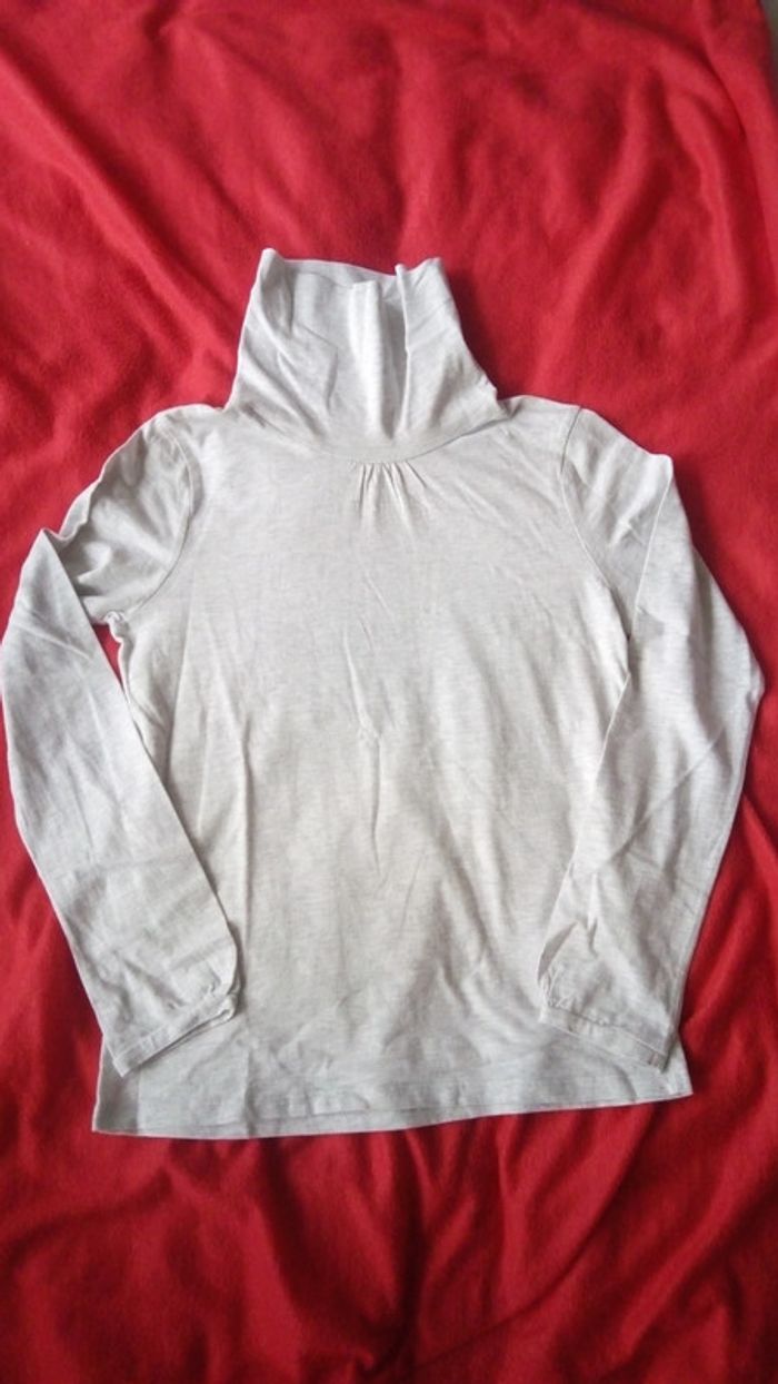 Tee-shirt à col roulé manches longues