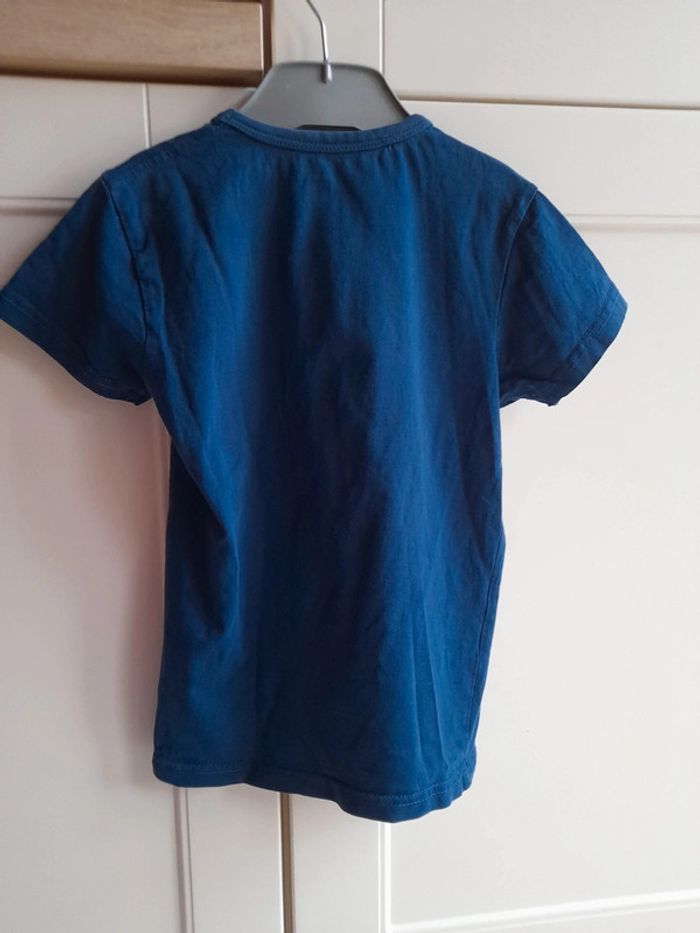 T shirt 7- 8 ans - photo numéro 3