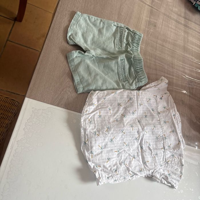 Ensemble (chemise short ) taille 3 mois - photo numéro 2