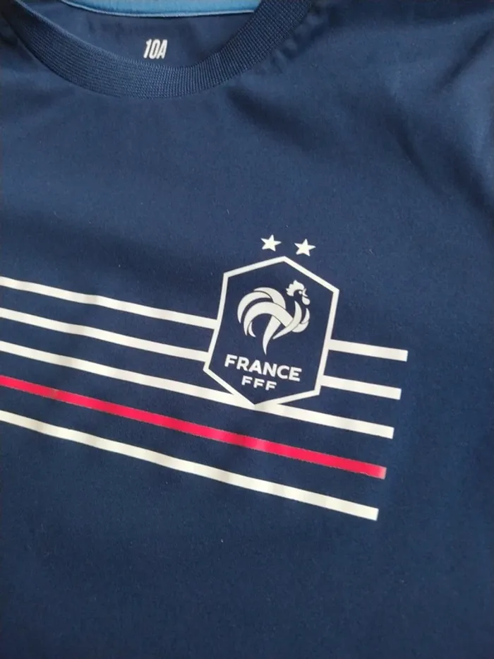 Maillot de foot équipe de France taille 10 ans Mbappe - photo numéro 2