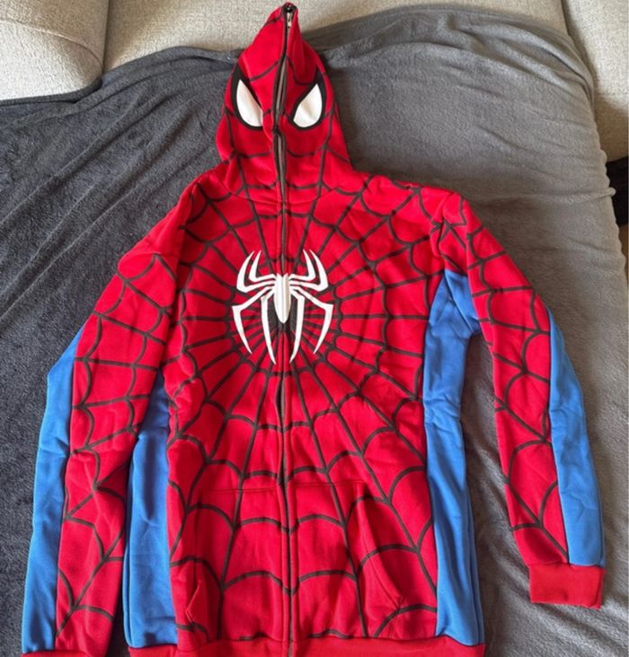 Pull zip spider man taille L