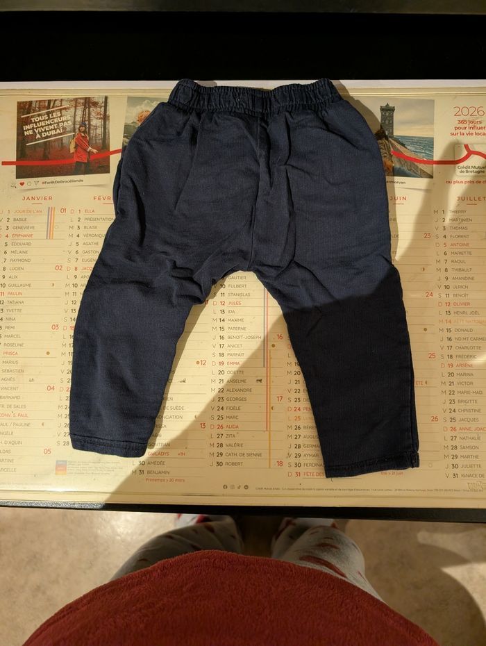 Pantalon taille 9mois - photo numéro 2