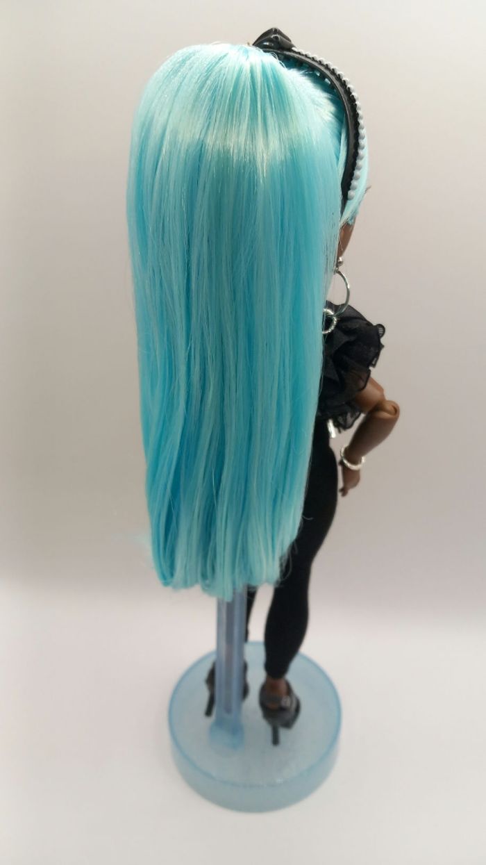Poupée rainbow high Robin Sterling slumber party et custom - photo numéro 7