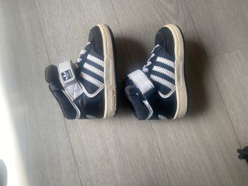 Basket adidas