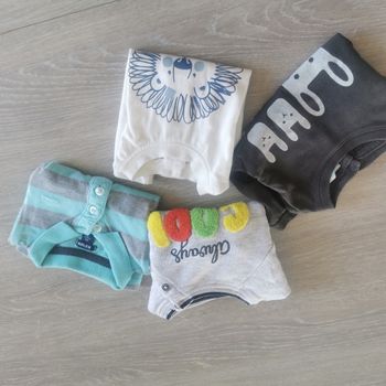 Tshirt manche longue 3 mois kiabi / obaibi
