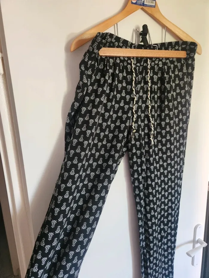 Joli pantalon fluide été Camaieu taille S