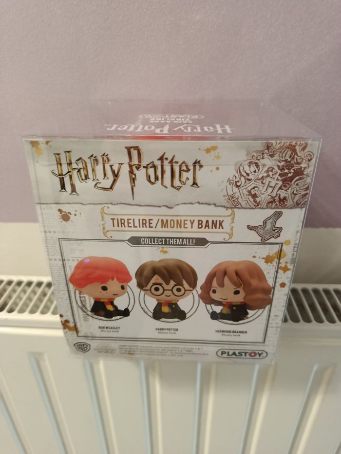 A saisir, NEUVE, très belle tirelire " Harry Potter   "  ( bien lire svp ) - photo numéro 3