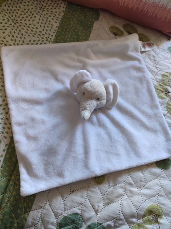 Doudou éléphant Primark