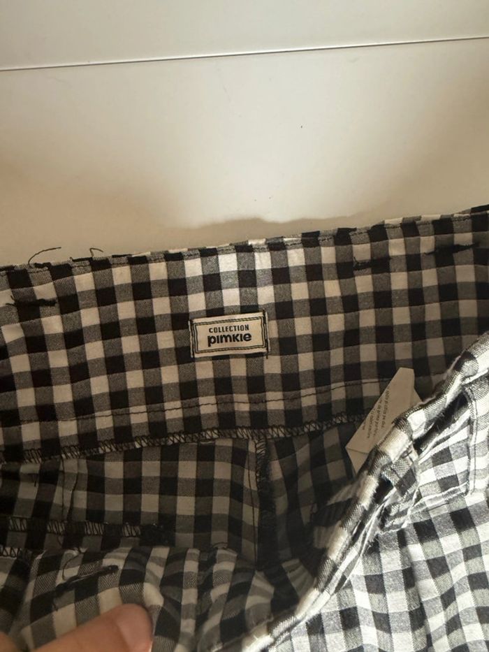Short vichy en très bon état noir et blanc taille 34 pimkie - photo numéro 5