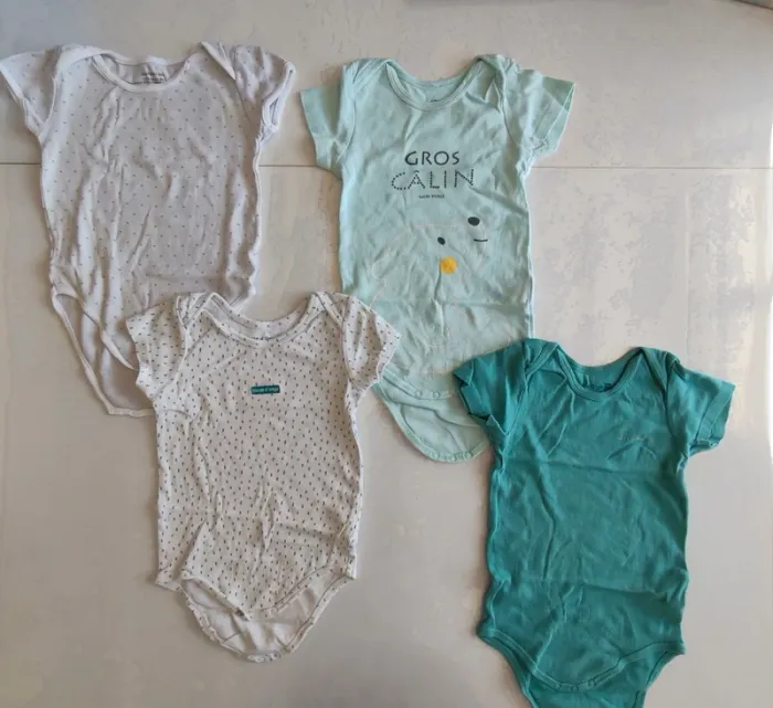 Gros lot body manches courtes 23/24 mois - photo numéro 5