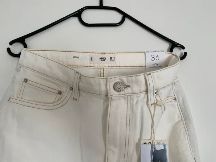 Jean mom blanc crème Mango taille 36 neuf - photo numéro 2