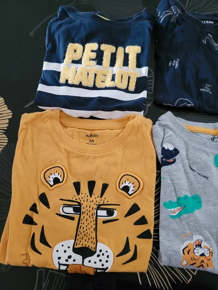 Lot t-shirts 5 ans kiabi - photo numéro 2
